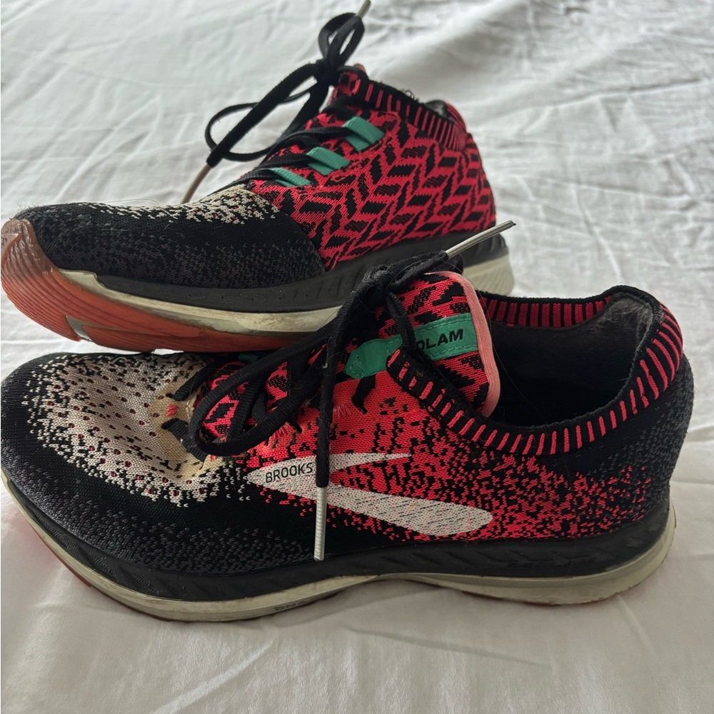 Brooks Women’s Bedlam Running Shoes